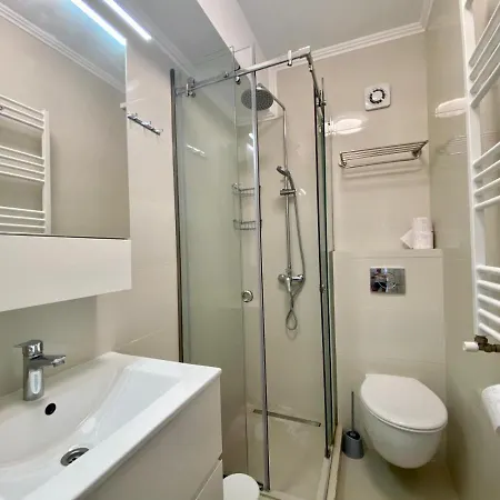 Raryan Studio Apartment